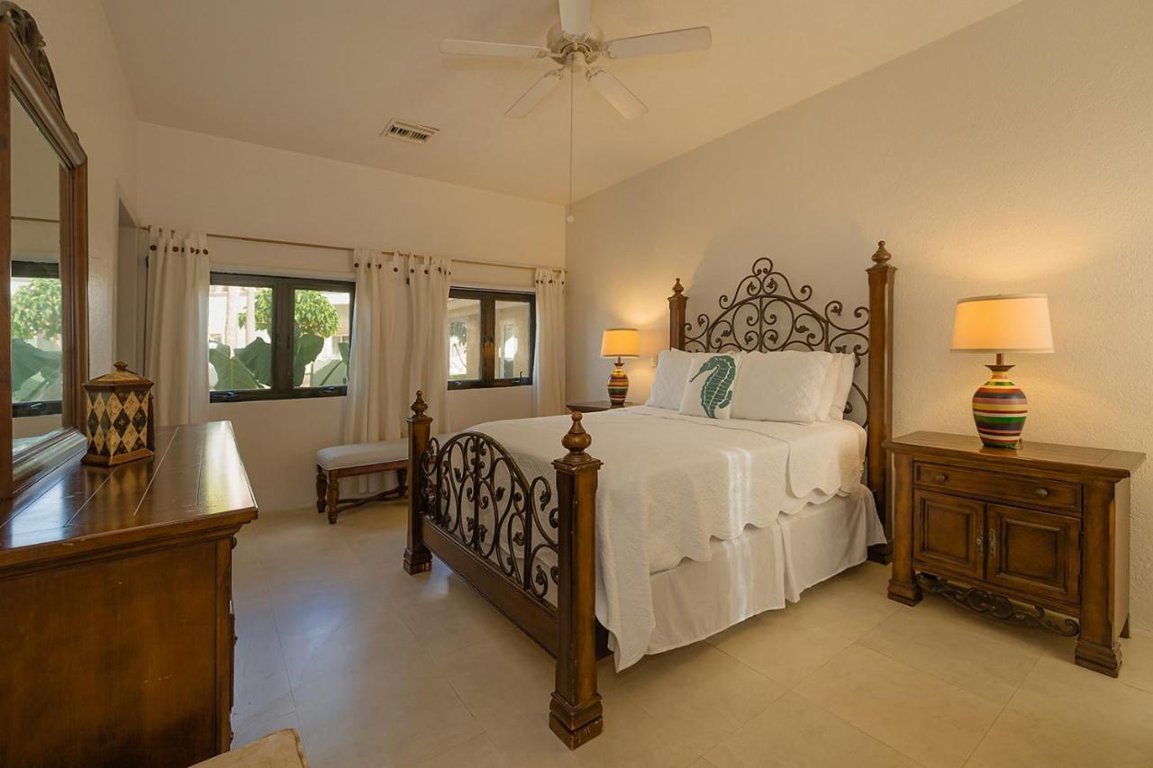 The Queen Of Cozumel Beach House -Luxury Beachfront Villa- Million Dollars View Zewnętrze zdjęcie